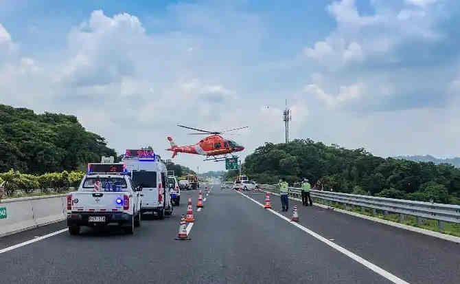 西双版纳傣族自治州高速公路汽车救援案例