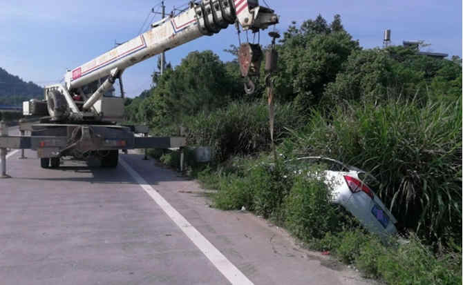 西双版纳傣族自治州重载吊车救援